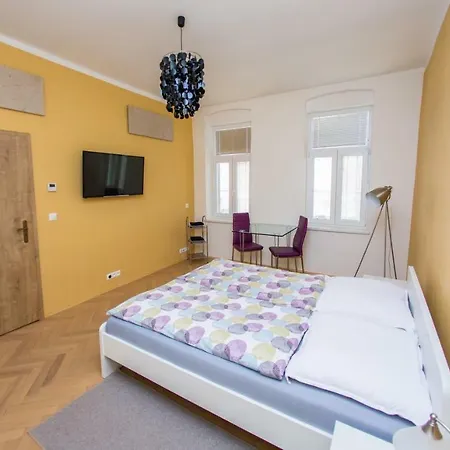 Apartman Zeyerova 9 Appartement